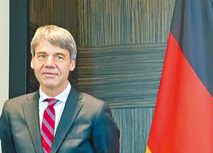 德國駐華大使賀岩上月才上任。