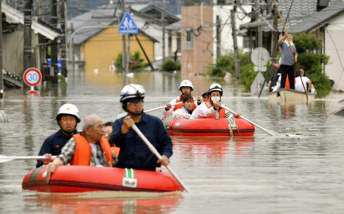 日本西部廣泛暴雨。AP圖片