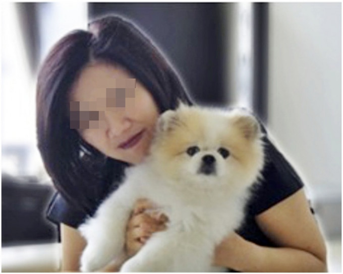 周巧兒曾公開表示有飼養狗隻，網上亦找到她與狗隻合照，但不能確定此狗是否「中招」狗隻。網上圖片