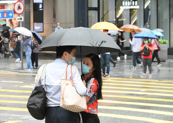 本港周末预料将会多云有雨。资料图片