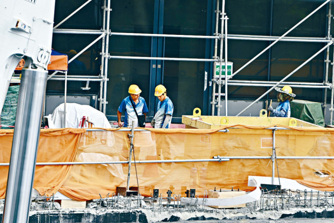 本港建造业不同工种均出现人手不足情况。