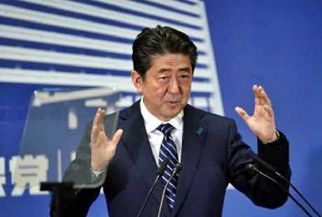 日本首相安倍晋三的支持率跌至26.7%，是2012年12月他第二次执政以来最低。网上图片