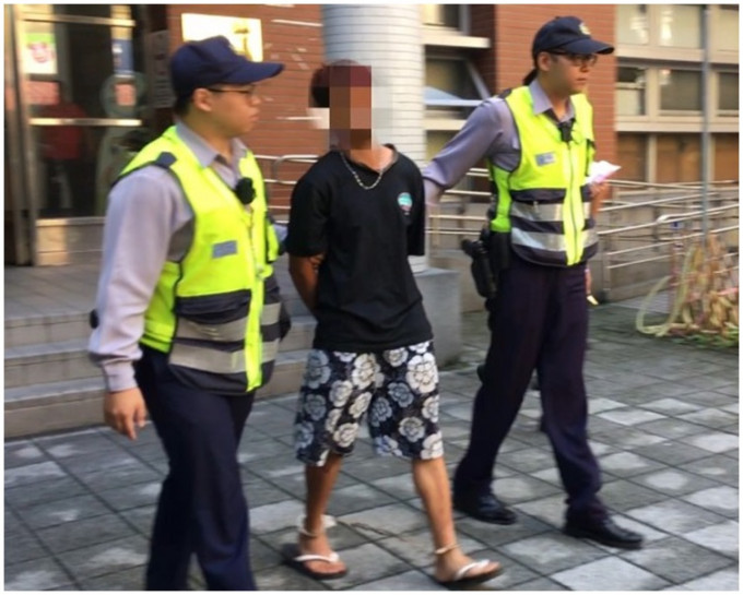 陳男被捕後承認犯下20多件竊案。