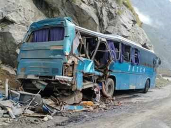 巴基斯坦接载中国工程人员的巴士发生炸弹爆炸，造成至少9名中国公民死亡。网图