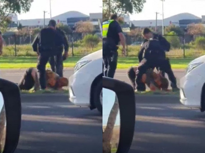 其中一名警員起腳大力踩在該名男子頭上。影片截圖