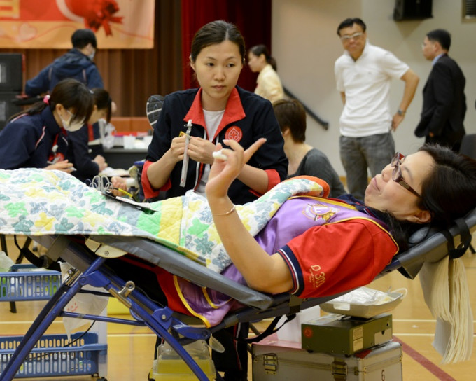 中心由即日起更新寨卡病毒捐血者篩選的指引。