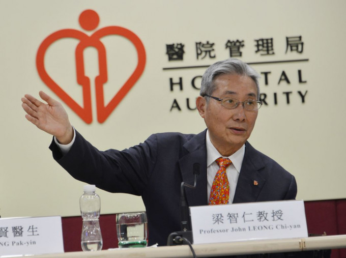 医管局主席梁智仁认同需要继续加强对长者的服务。