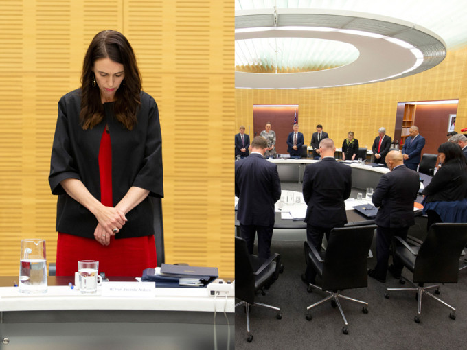 紐西蘭總理阿德恩率領內閣成員在內閣會議上默哀一分鐘，悼念死難者。AP