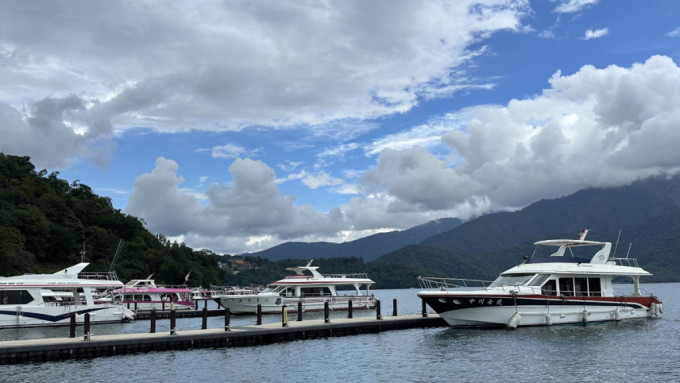 日月潭风景区。（新华社）