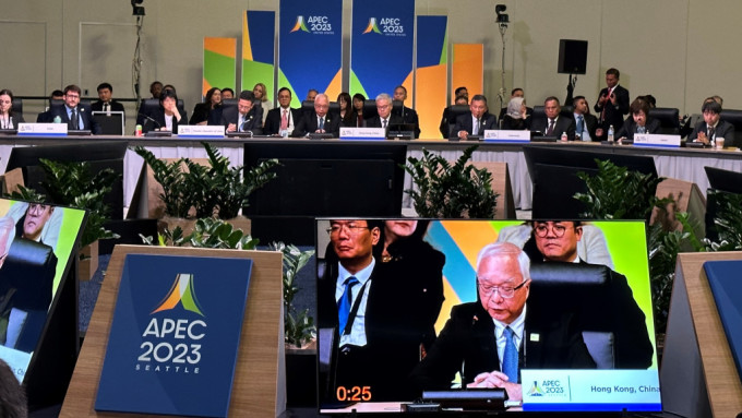 环境局局长谢展寰出席APEC能源部长会议。政府新闻处