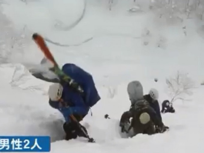 两人获救时清醒，但其中一人身体较虚弱。
北海道ニュースUHB截图