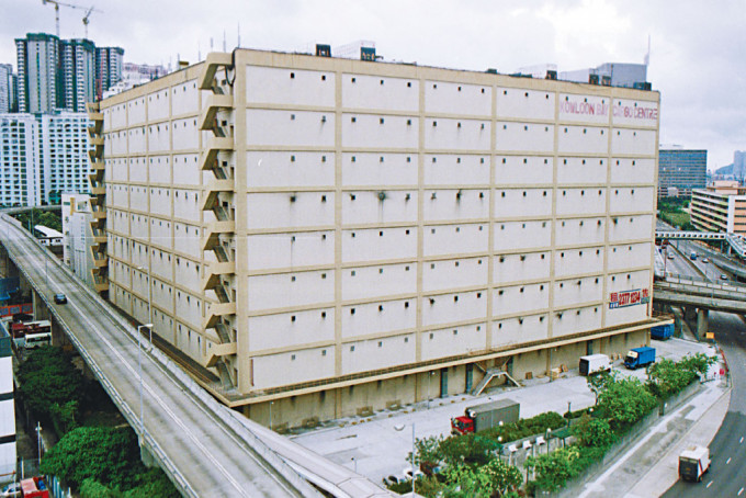 嘉民亚洲相关人士购入九龙湾三湘九龙湾货运中心1楼全层，作价约3.88亿。
