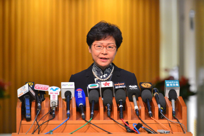 林鄭月娥呼籲非建制議員通過一地兩檢方案。