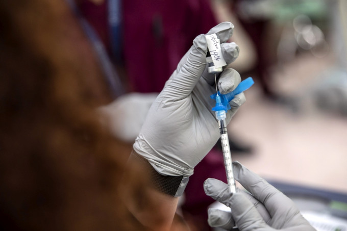 BioNTech將向中國供應至少1億劑新冠疫苗。ap圖