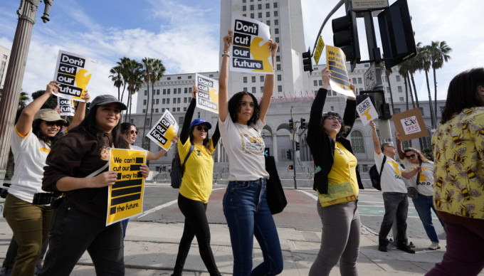 「洛杉矶时报」员工抗议公司裁员。　美联社