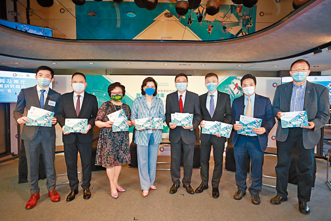 團結香港基金建議,建立大灣區學術及專業資歷的互認互通機制,並改革資歷認可制度。