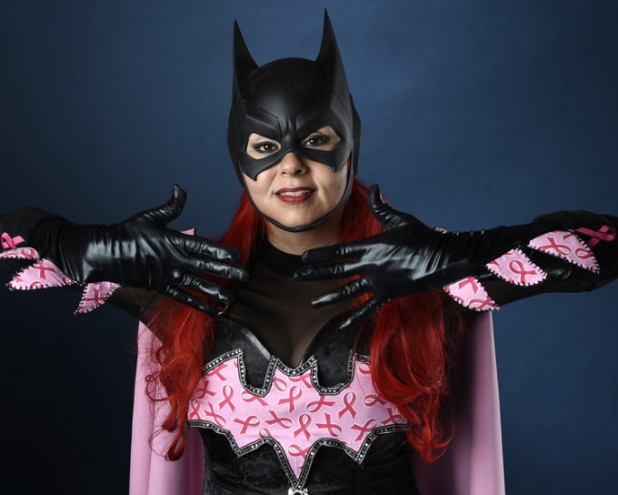 奥蒂兹以一身蝙蝠女侠的装扮亮相。AP