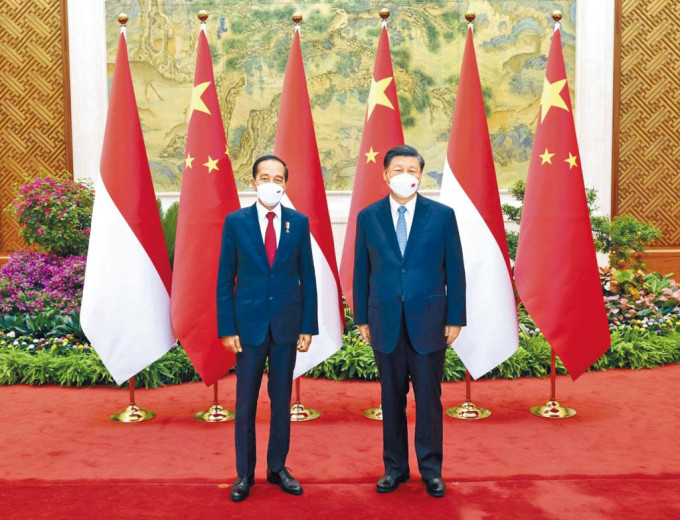 習近平在北京會見印尼總統佐科維多多。