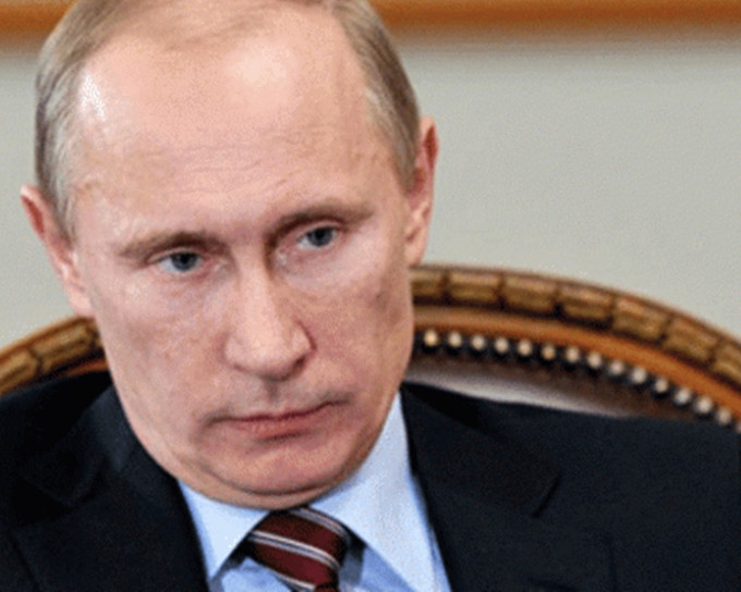 外界關注現任總統普京會否參選。