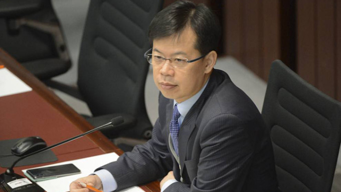 立法會財委會只接獲金融界議員陳振英一項有效提名，因此陳振英自動當選為主席。資料圖片