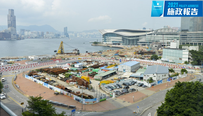 林郑月娥表明不反对检视已实施逾20年的《保护海港条例》。