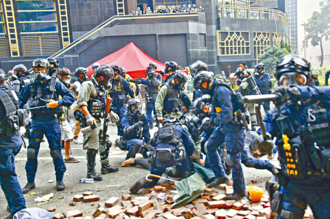 前年11月中旬发生理工大学冲突事件，多人被捕。 资料图片