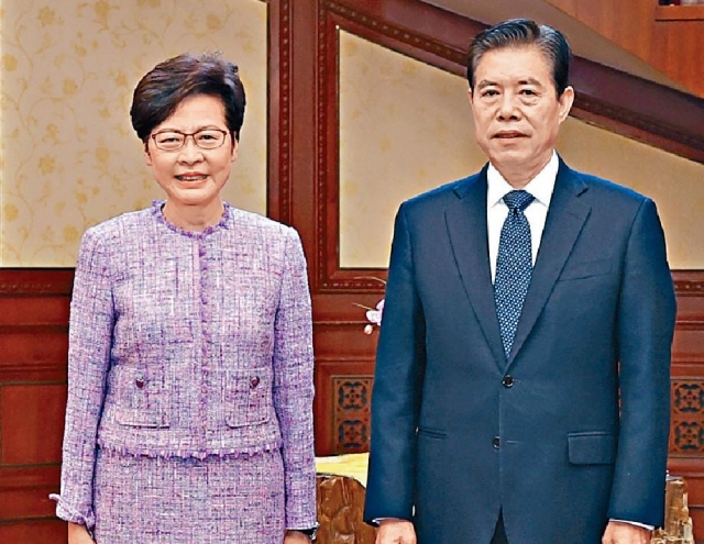 林郑月娥昨日与商务部部长锺山会面。 资料图片