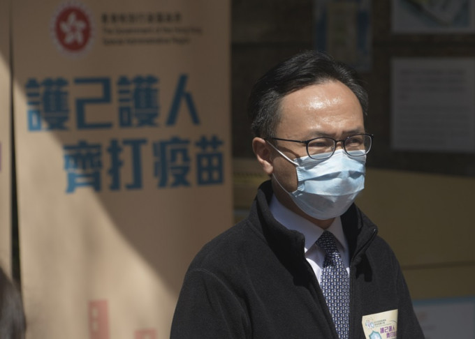 聶德權預料「復必泰」疫苗將於短時間內運抵香港。資料圖片