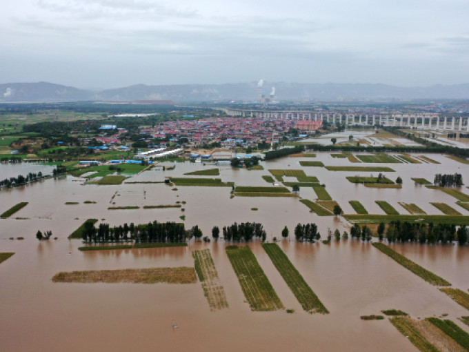 山西洪水已导致175万人受灾。 （新华社）