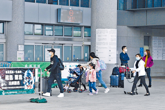赴深圳港人集中隔離期將大幅縮短至七天。