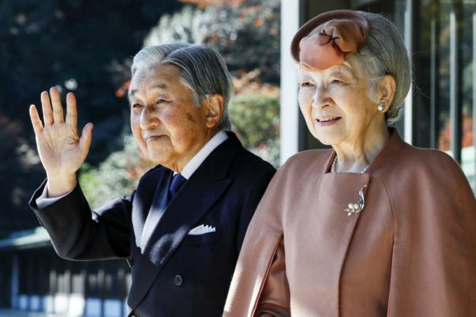 日本上皇后美智子在数天前开始轻微发烧。AP资料图片