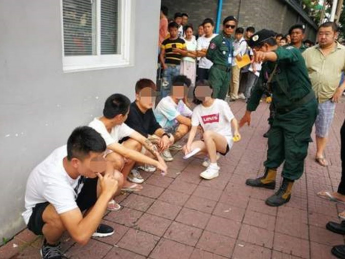 勒索完再圖於大使館前綁架同胞，5名中國人柬埔寨被捕。網圖