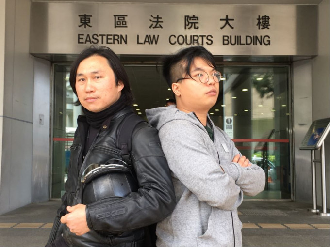 左起：首被告聂拜一、次被告容嘉晖。刘晓曦摄