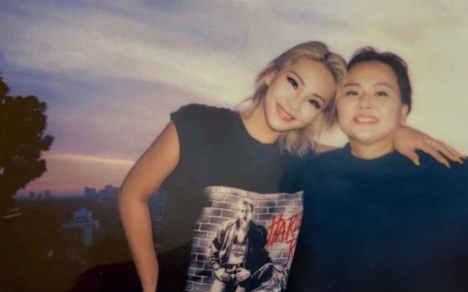 母亲离世接近一个月，CL终在社交平台发文悼念。