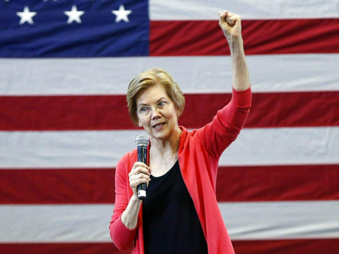 民主党女参议员沃伦宣布参选总统。AP图片