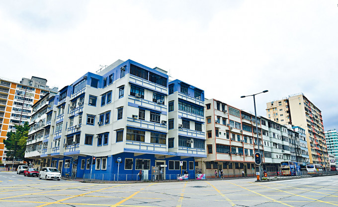 九龍城盛德街/馬頭涌道項目為本港首個公務員合作社重建項目。