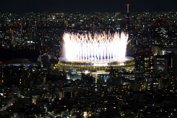 東京奧運開幕禮在新國立競技場舉行。AP圖片