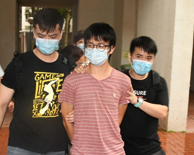 呂世瑜當日被警方拘捕帶回警署。資料圖片