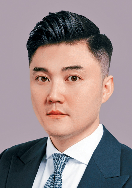 城大邀請5名傳播領域的專業人士擔任媒體與傳播系特約教授，包括張艾嘉、蔡晋、莊雪蓮及陳澍等。