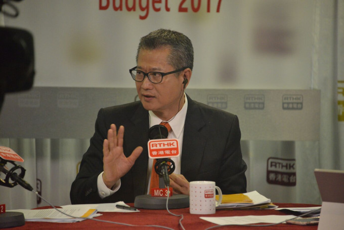陈茂波表示，在制订《财政预算案》时已考虑到盈馀的性质和来源。