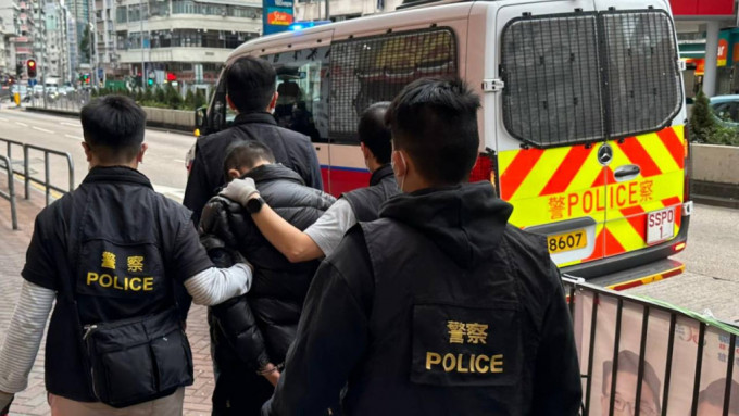 45歲姓王本地男子涉嫌「販毒」被捕。警方圖片