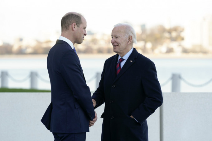 正在美国访问的威廉王子与拜登会面。AP