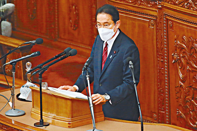 岸田文雄周一在国会发表施政演说。