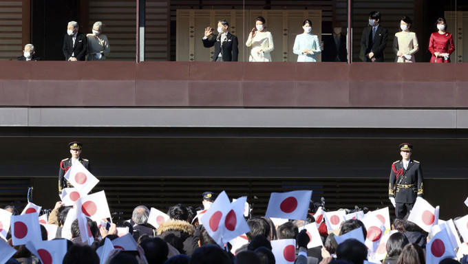 日本皇室复办新年参贺活动。AP