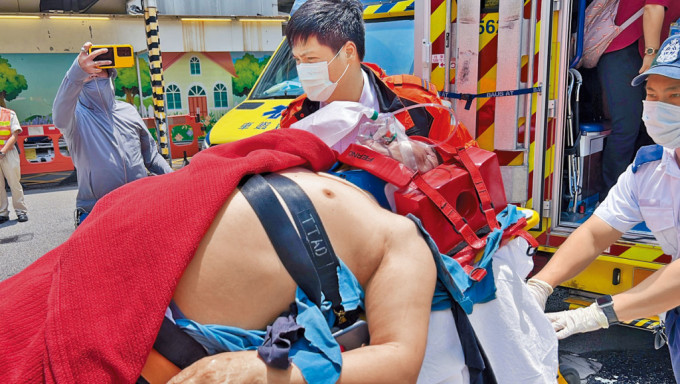 一名來自甘肅男旅客，在土瓜灣遭旅遊巴撞至重傷送院。