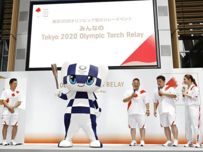 明年東京奧運火炬傳遞周一開始招募火炬手。　AP圖片