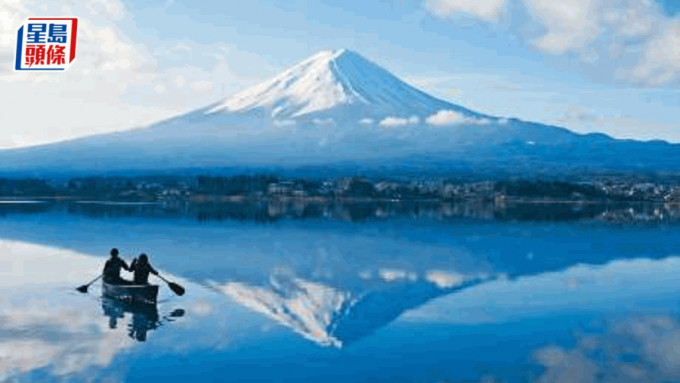 富士山是一个具有一定挑战性的登山地点，登山前的充分体能准备和身体适应高度至关重要。资料图片