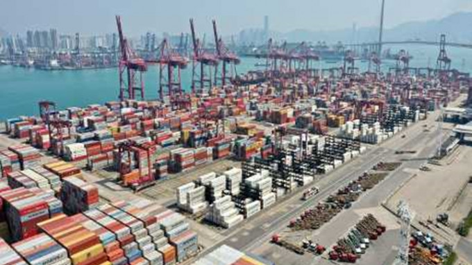 本港上月整体出口货值按年下跌24.1%，创近70年来最大跌幅。资料图片