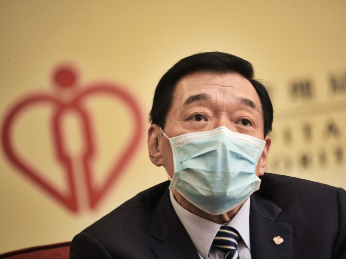 醫院管理局主席范鴻齡對有年輕醫生去世感到悲痛難過。資料圖片