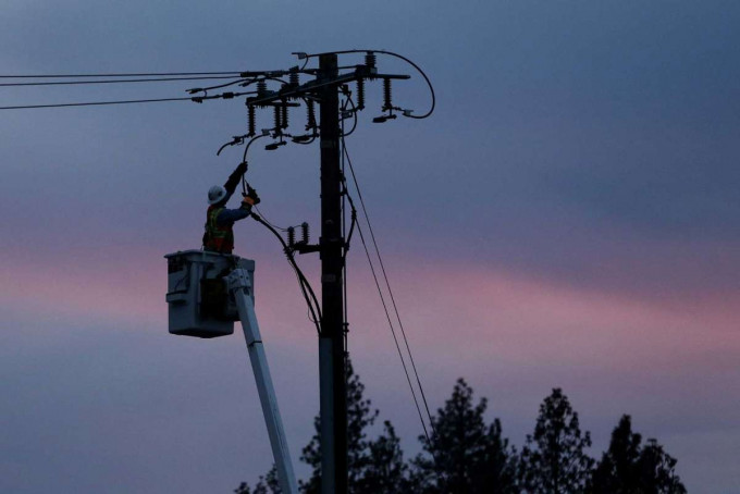去年11月在加州北部发生的夺走85人性命的森林大火，是太平洋煤气和电力公司输电线造成的。 AP